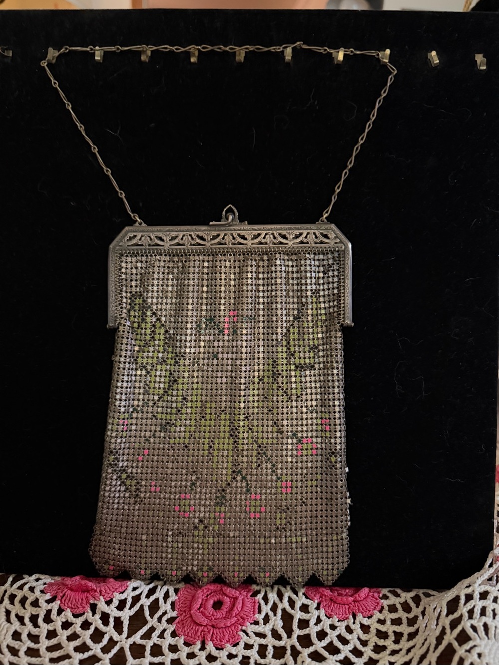 Vintage Whiting & Davis Mesh Evening Bag in Silver with Floral Motif